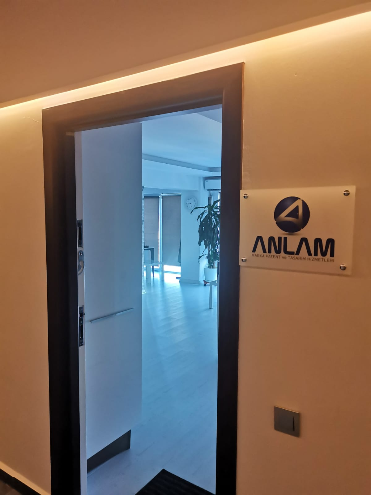 Entrance to Anlam Patent's Istanbul office